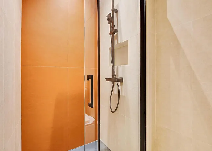 아파트 Modern Flat - 1br 5p - Sacre Coeur *